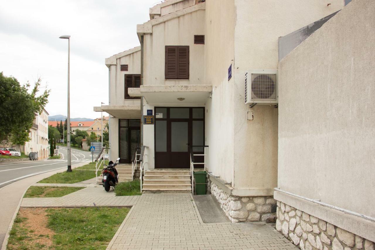 Studio Apartman Dida Bozo Senj  Buitenkant foto